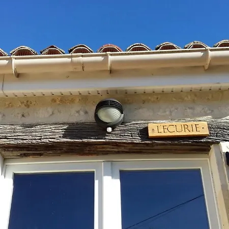 Konukevi La Fermette *